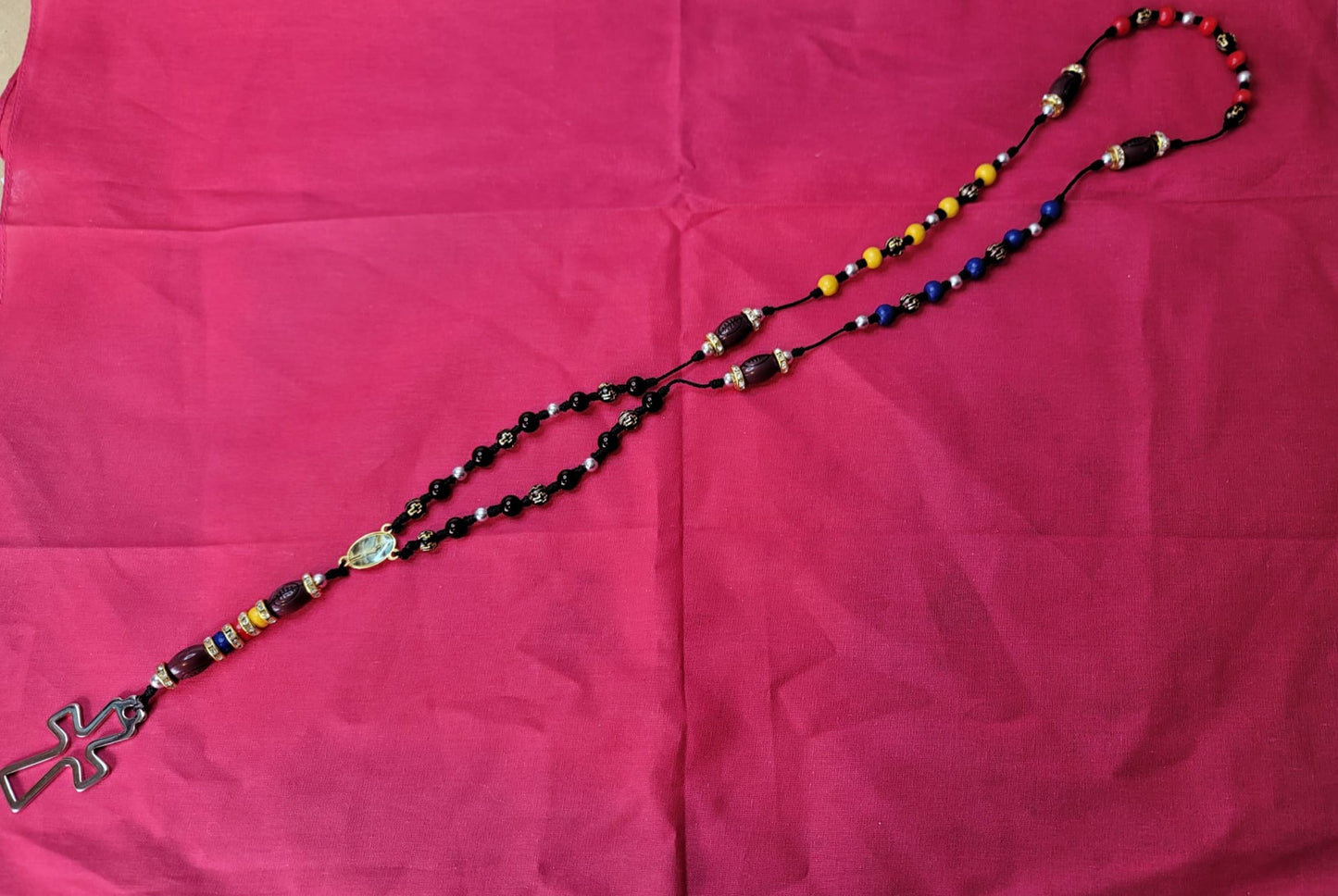 Jesus loves the Steelers Rosary and Decennary set